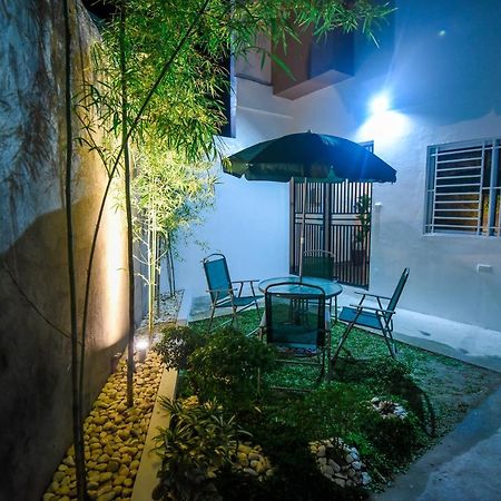 Ett Hometel Kalibo Exterior foto