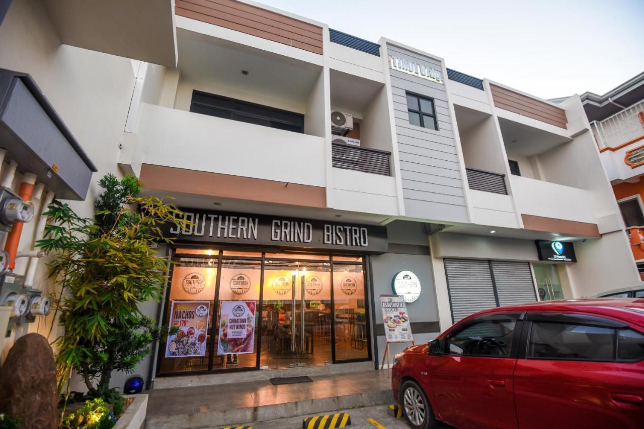 Ett Hometel Kalibo Exterior foto